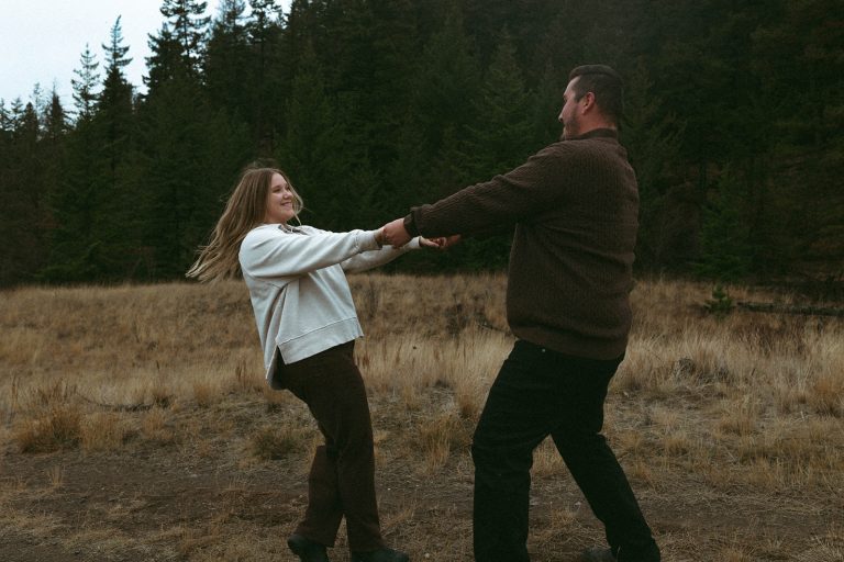 Engagement Photos in Kelowna - Jaclynn Anne Photography